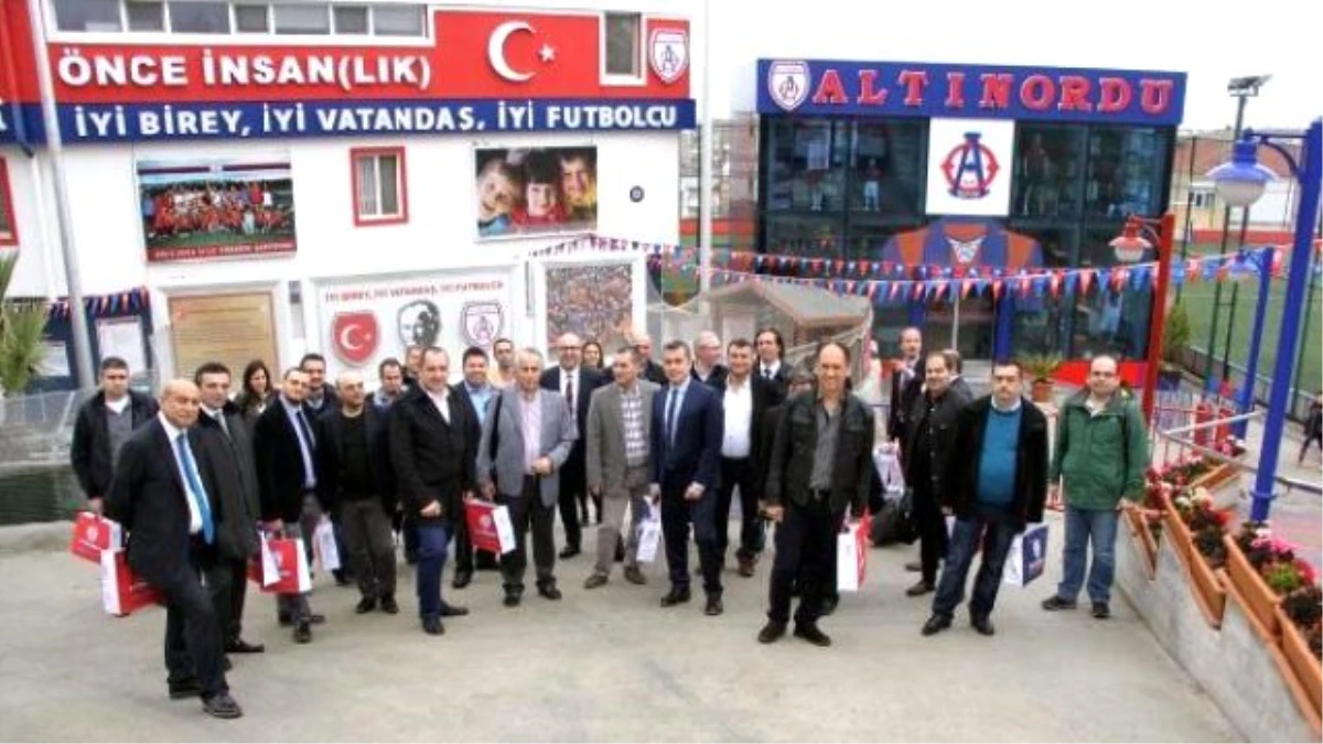 Altınordu Kulübü Başkanı; Para, Tesis ve Futbolcu Biriktiriyor !...