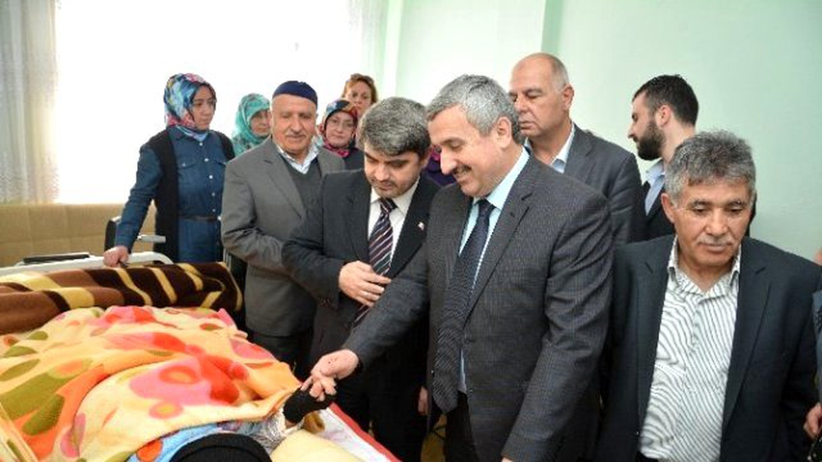 Başkan Baran Hasta ve Yaşlıları Ziyaret Etti