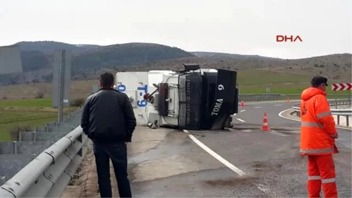 Erdoğan\'ı Korumaya Giden TOMA Aracı Kaza Yaptı