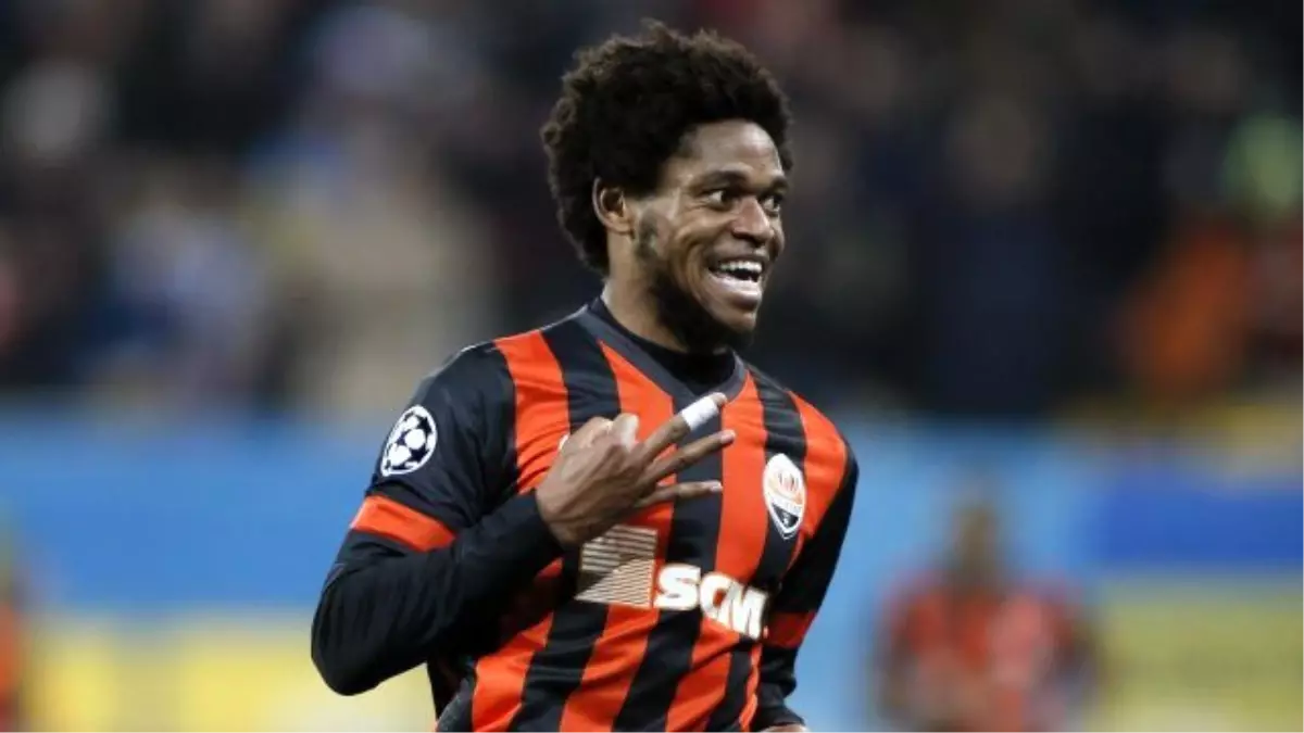 Fenerbahçe\'ye Luiz Adriano\'dan Kötü Haber