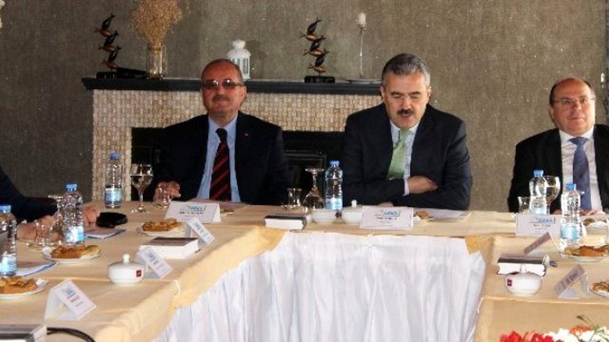 Geka Yönetimi Vali Ayyıldız Başkanlığında Toplandı