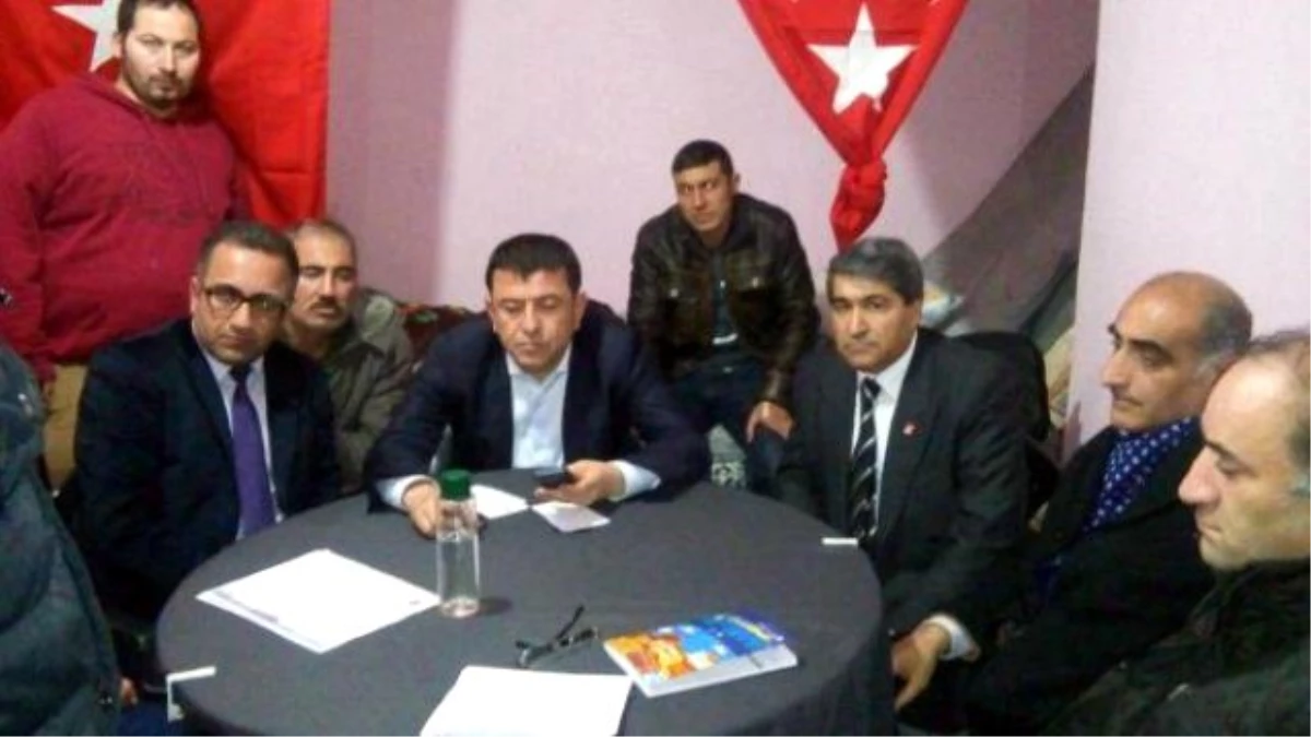 Kılıçdaroğlu, Elazığ\'da Açlık Grevindeki İşçileri Telefonla Aradı