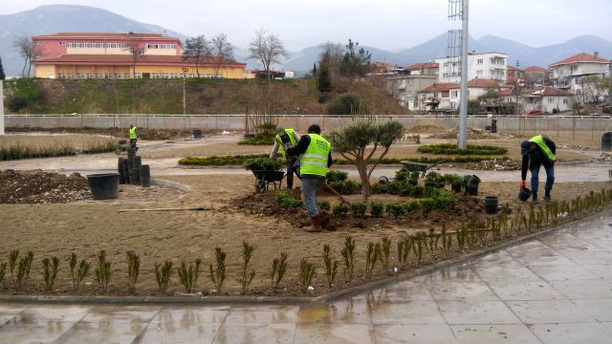 Soma Otogarı Büyükşehir\'le Güzelleşiyor