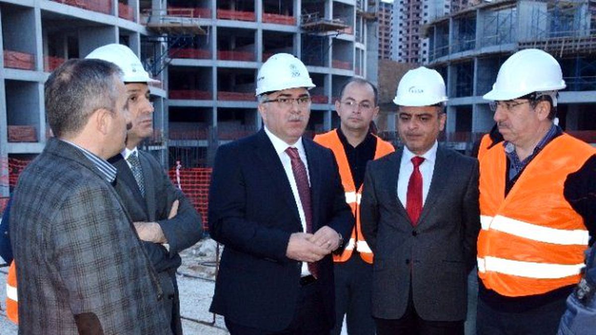 TOKİ Başkanı Turan: "3 Yılda 286 Tane Hastanenin İhalesini Yaptık"