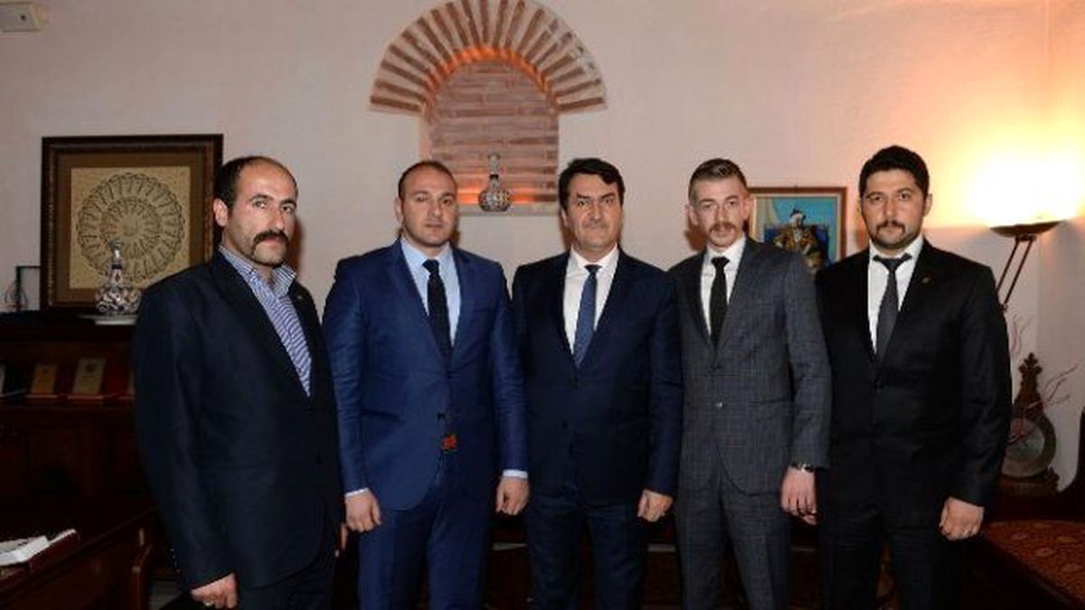 Ülkücülerden Dündar\'a Ziyaret
