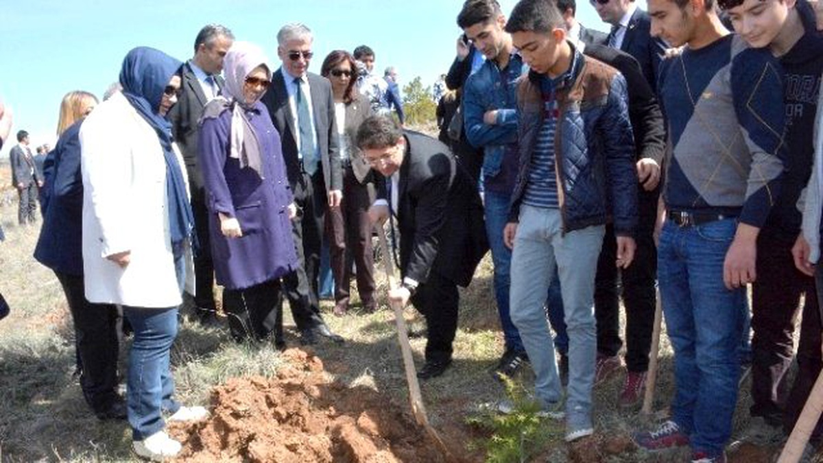 Yeşil Bir Aksaray İçin 80 Bin Fidan Toprakla Buluşacak
