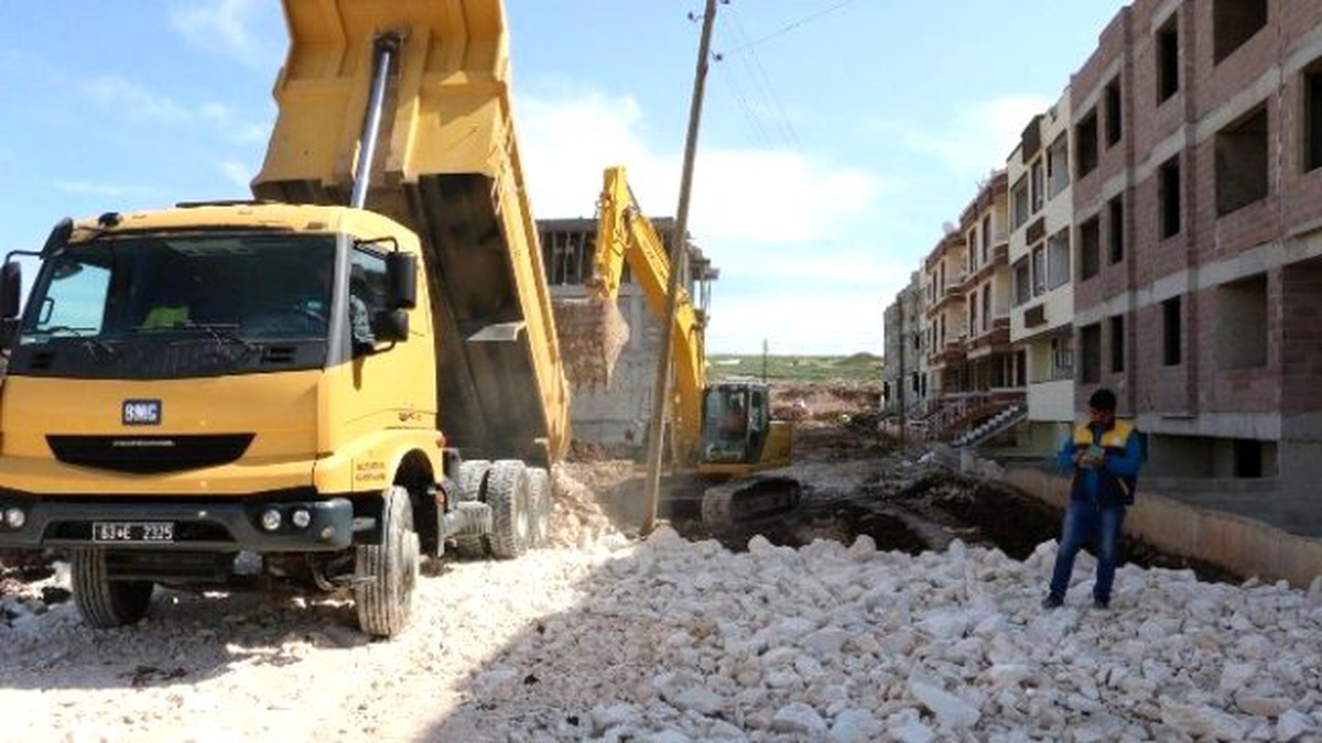 Yol Yapım Çalışmaları Hızlandı
