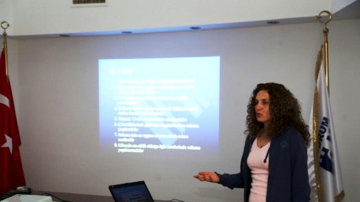 Belediye Personeline "Süs Bitkilerinde Zararlı Kontrolü" Semineri Verildi
