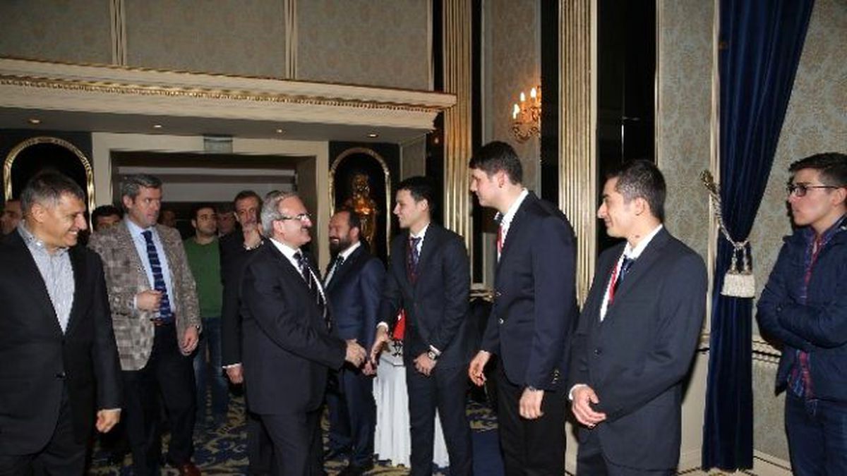 Bursa Valisi, İş Adamları ve Gençlerle Buluştu