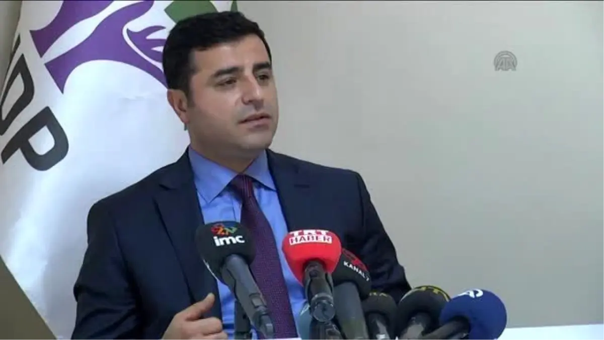 Demirtaş - "68\'liler Hdp\'yi Destekliyor" Konulu Basın Toplantısı