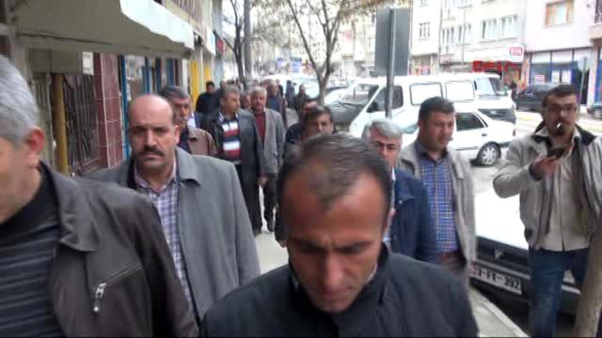 Elazığ\'da Açlık Grevine Giren Sulama Birliği Çalışanlarına Destek Ziyareti