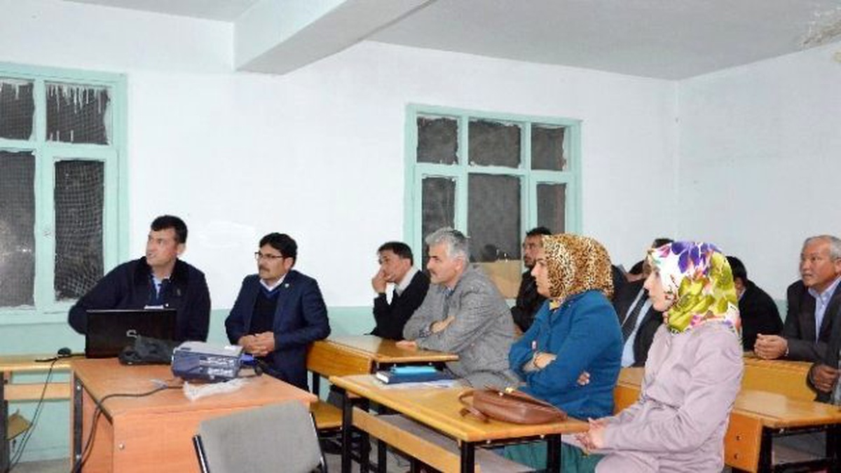 Erdemli Ziraat Odası\'ndan Çiftçilere Eğitim
