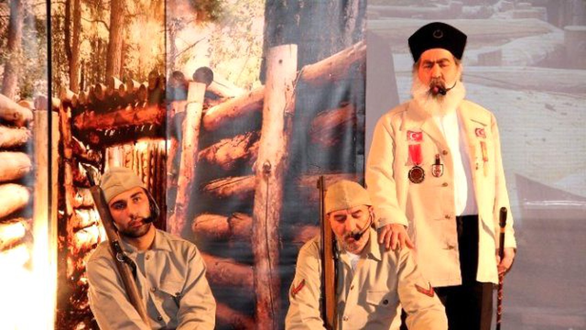 Gözyaşı Geceleri Tarafından \'Zaferin Gözyaşları\' Adlı Oyun Nevşehir\'de Sahnelendi