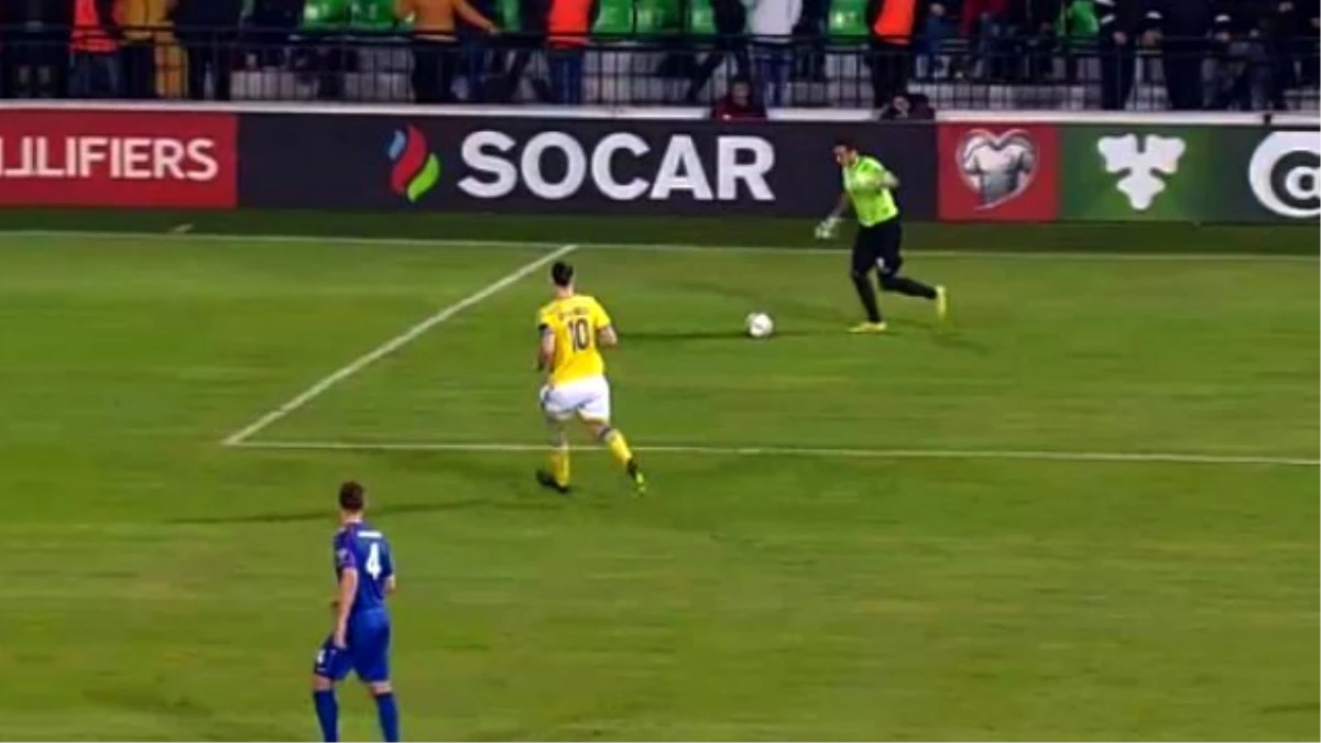 Ibrahimovic\'ten Moldova\'ya İlginç Gol