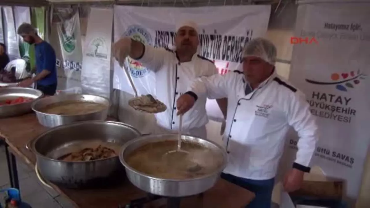 İskenderun\'da Balık Ekmek Festivali\'nde İzdiham