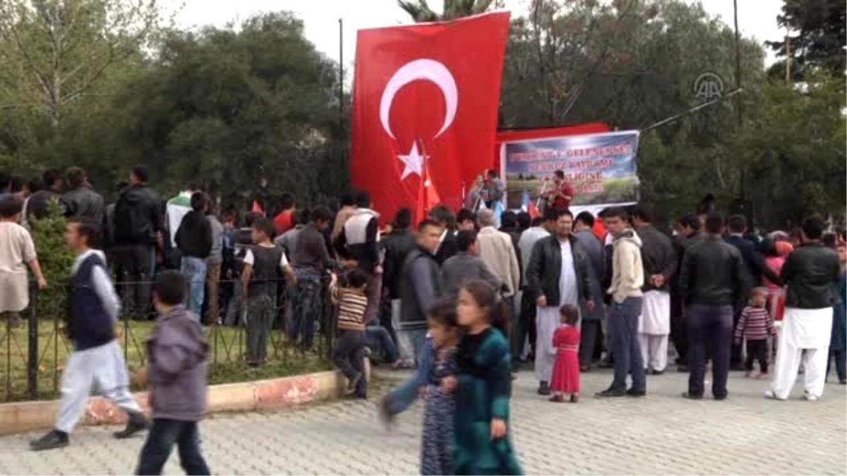 Afganistan\'dan Göç Eden Özbekler Nevruzu Kutladı