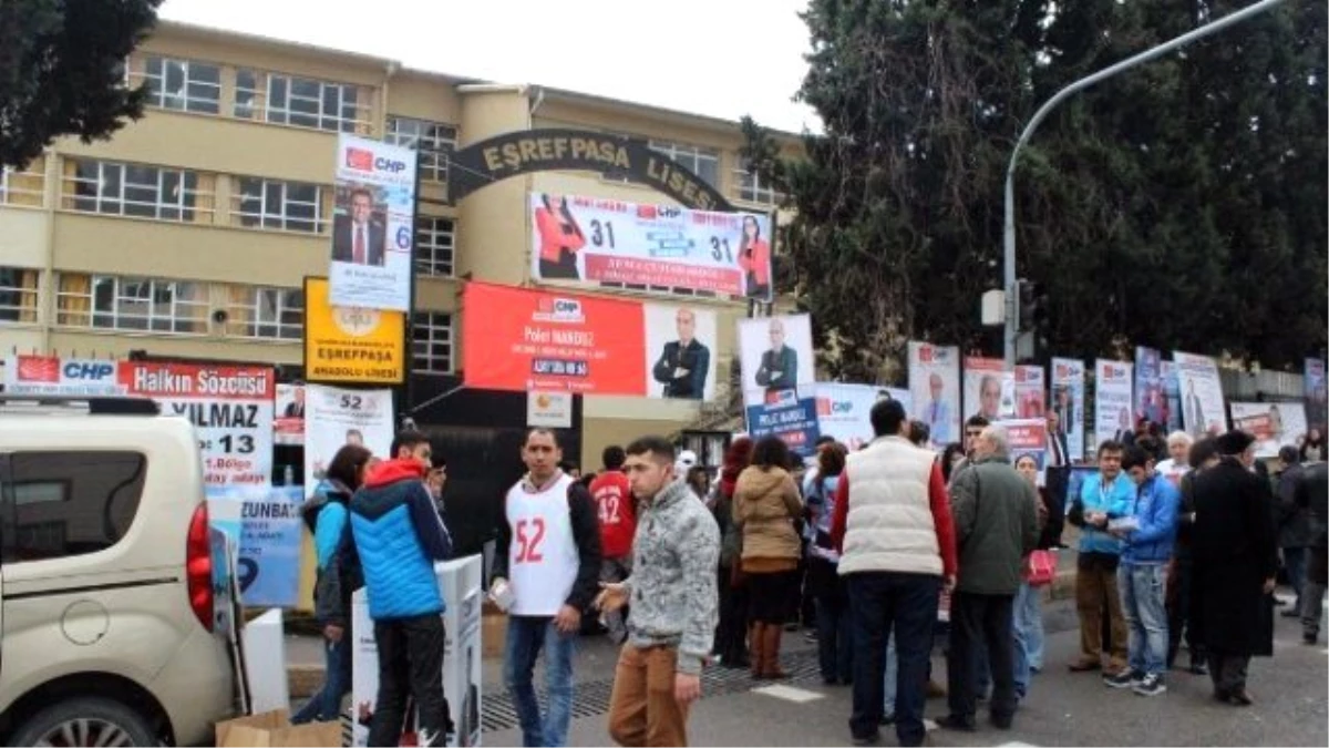 CHP İzmir İl Başkanı Serter Oyunu Kullandı