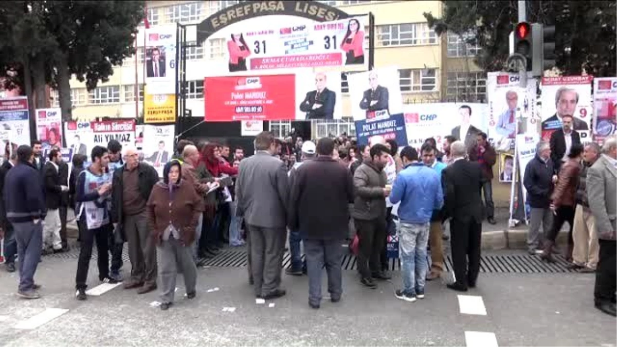 CHP\'li Üyeler Sandık Başında - Kılıçdaroğlu\'nun Bulunduğu Oy Pusulası