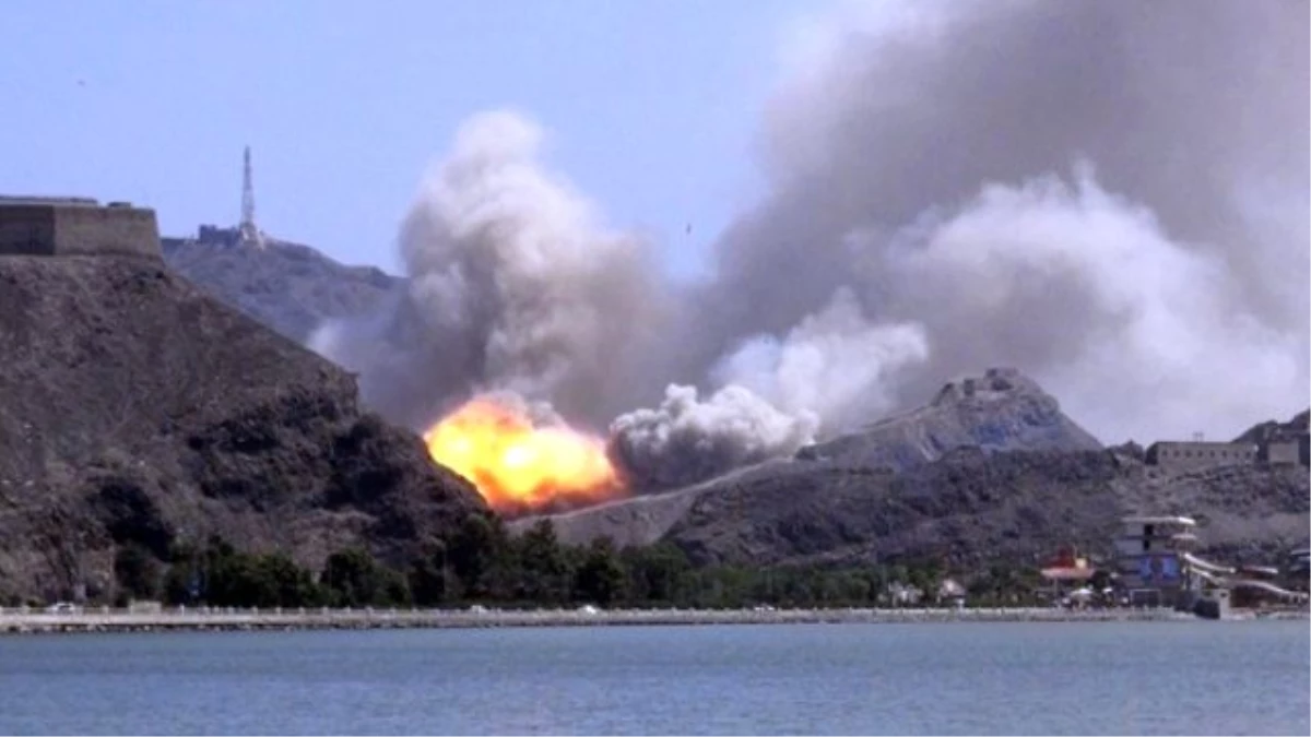 İran\'dan Yemen Operasyonu Uyarısı: Ateşle Oynuyorlar