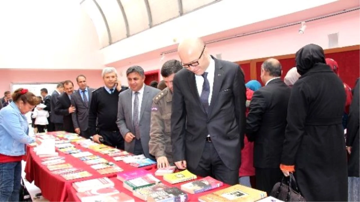 Bucak\'ta 51.kütüphane Haftası Etkinlikleri Düzenlendi