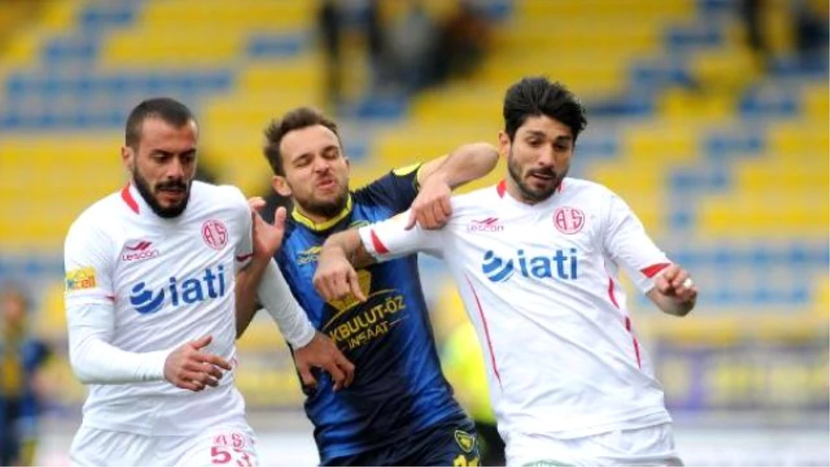 Bucaspor\'da Golcülere Terapi