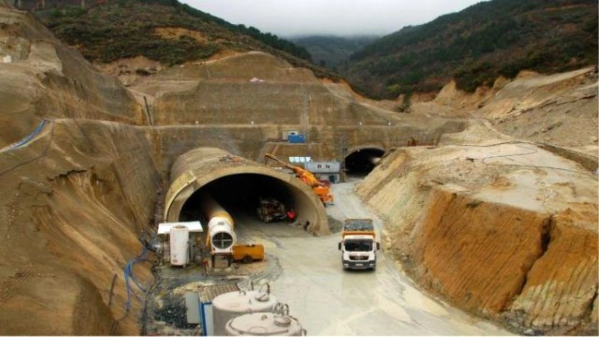 Doğu Karadeniz\'e 2015 Yılında 14 Tünel Daha Eklenecek