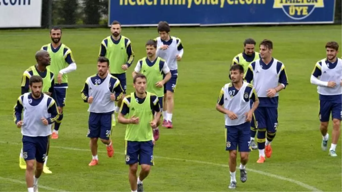 Fenerbahçe\'de Rizespor Hazırlıkları Sürüyor