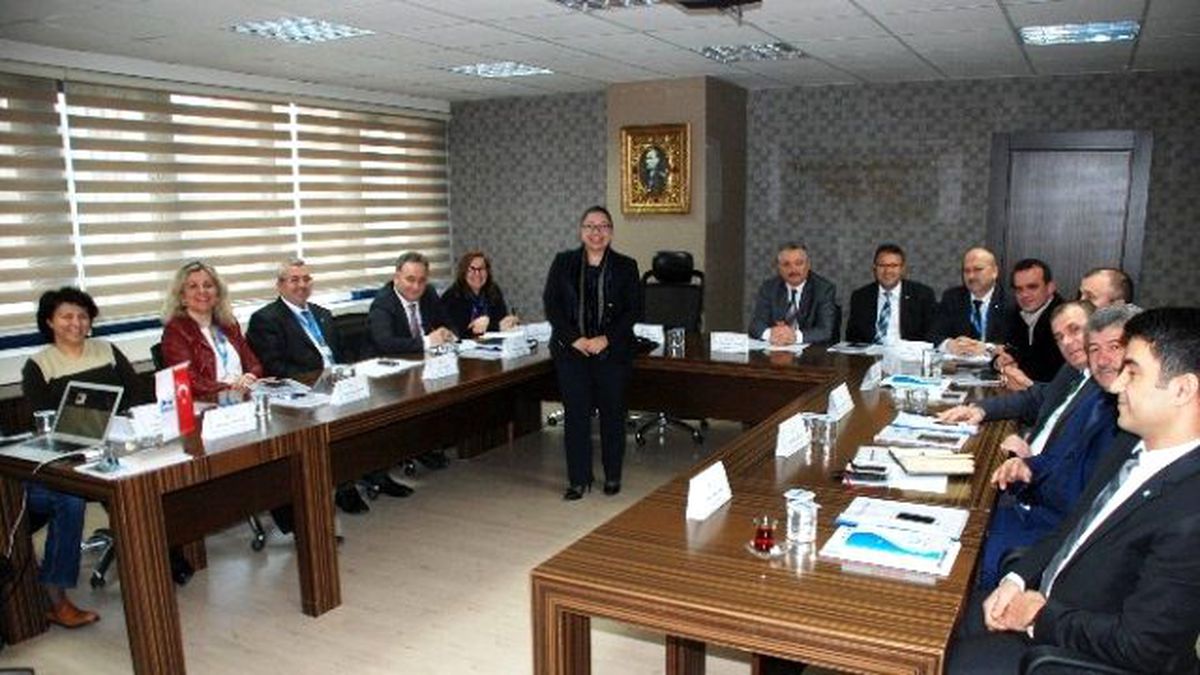 İzmit Belediyesi'nde Liderlik Eğitimi