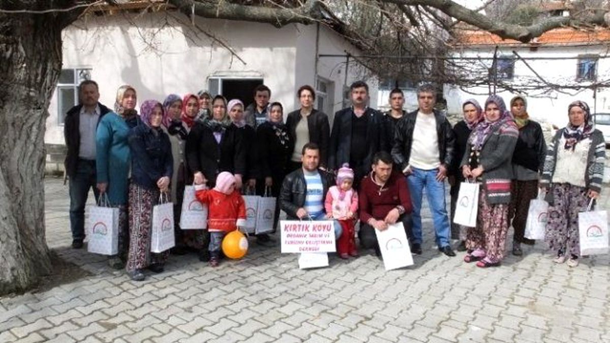 Kırtık\'ta Cep Telefonları Çekmiyor