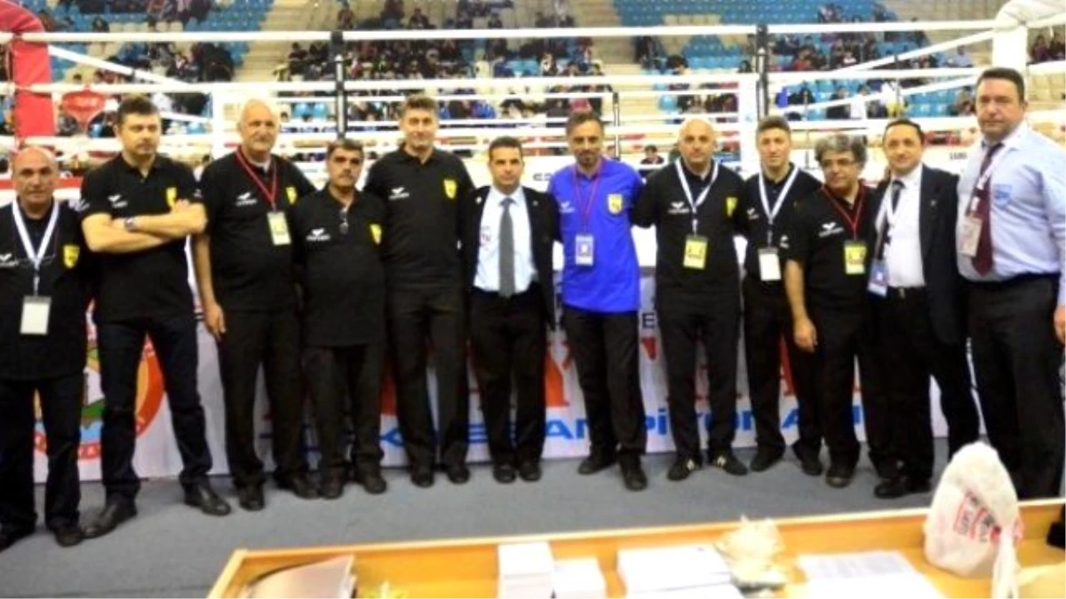 Muay Thai Türkiye Şampiyonası Adana\'da Başladı