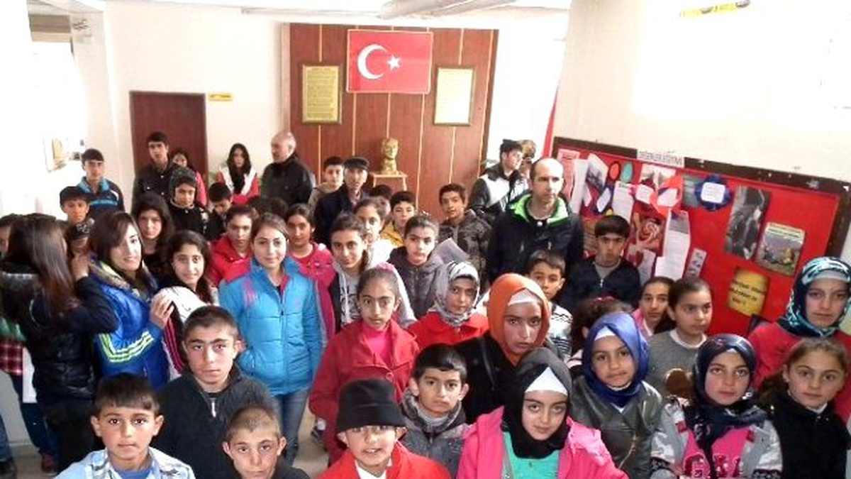 Sarıkamış\'ta Hadis Okuma ve Ezberleme Yarışması Düzenlendi