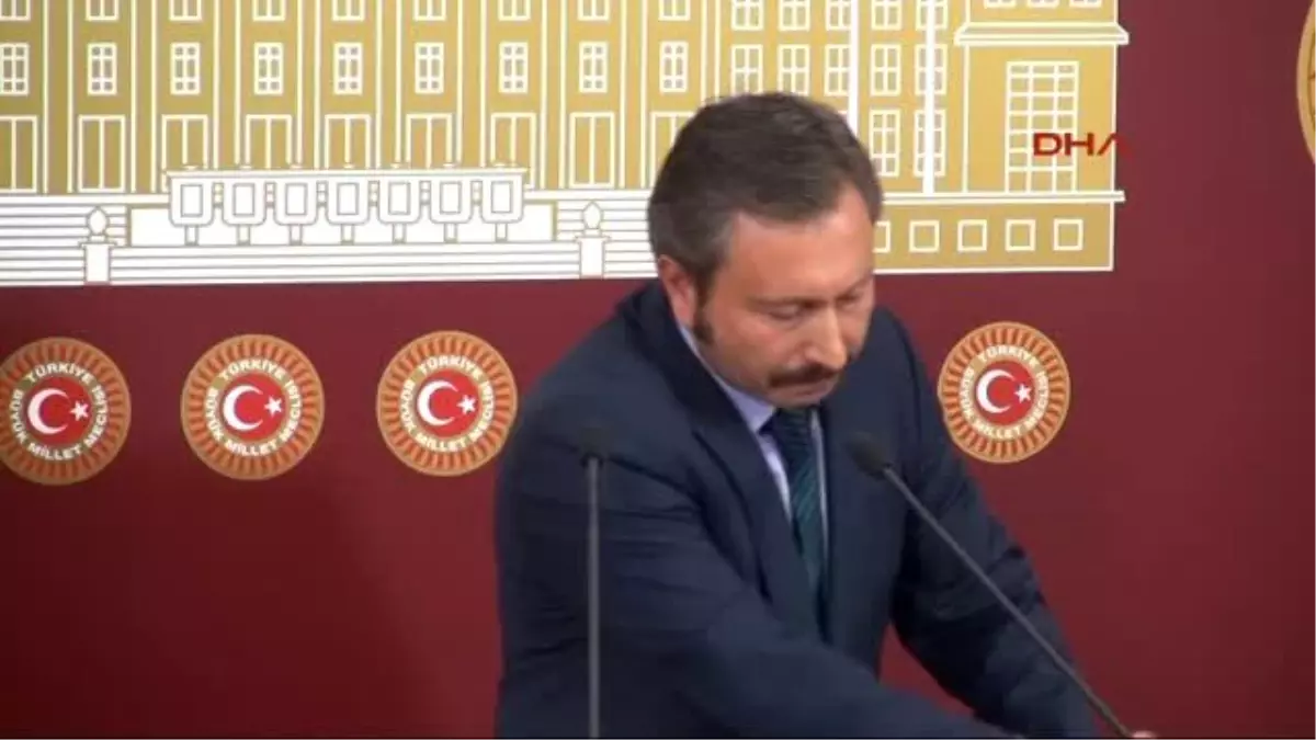 2ak Parti\'den Sonra Kurduğu Partiden de İstifa Etti