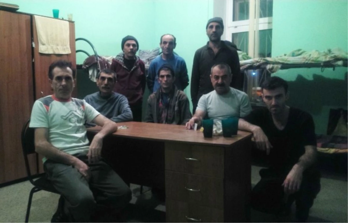 9 Türk İşçi 3 Aydır Tataristan\'dan Geri Dönemedi