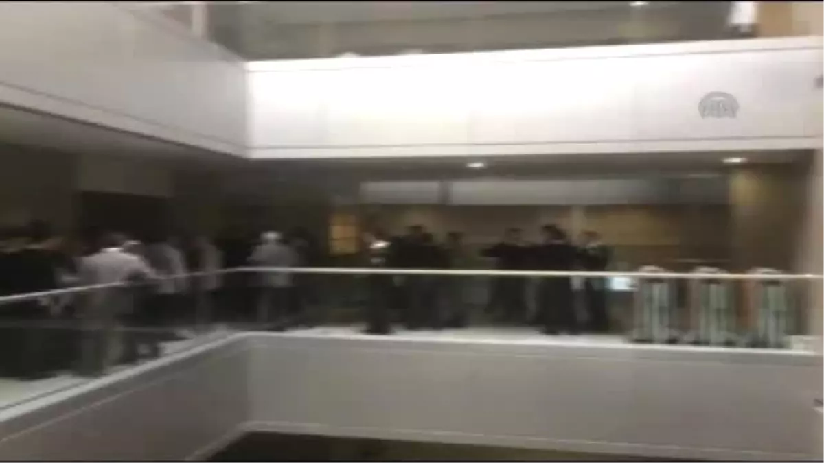 Adliyede Rehin Alma Eylemi