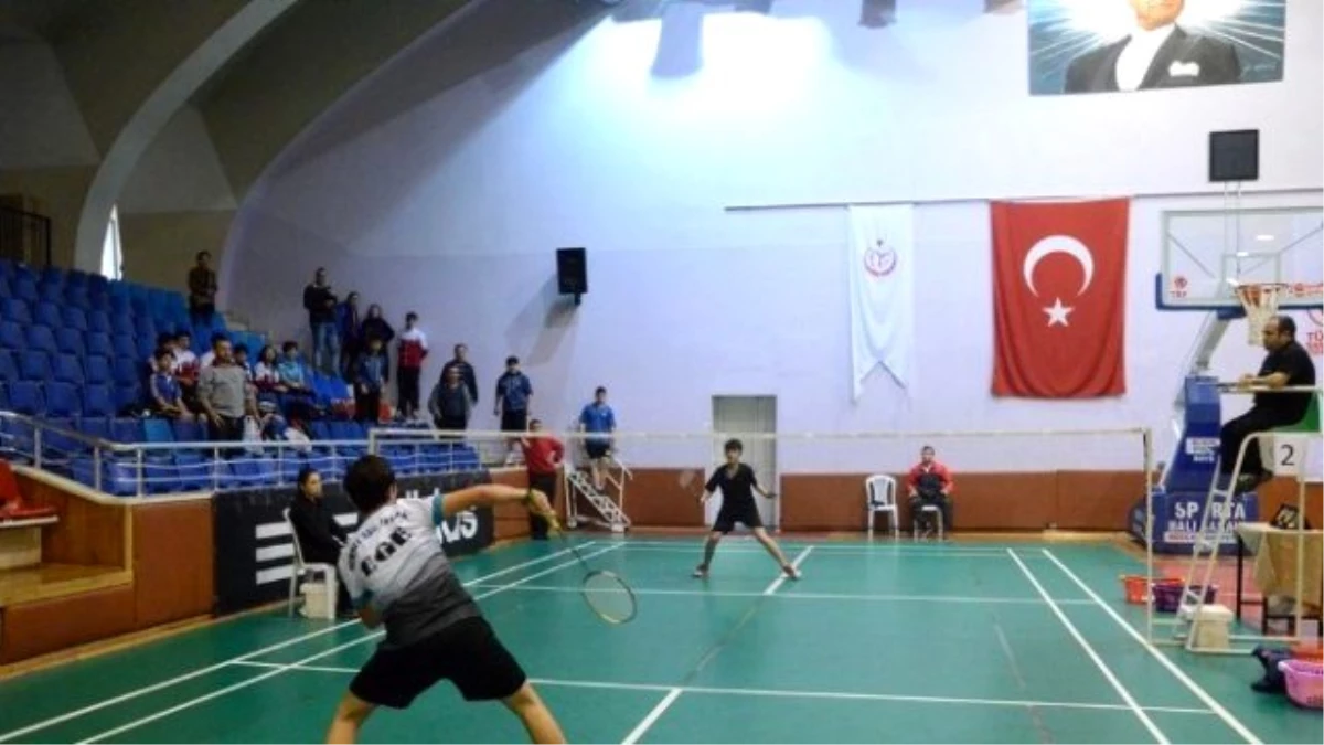 Badminton Grup Müsabakaları Aydın\'da Yapıldı
