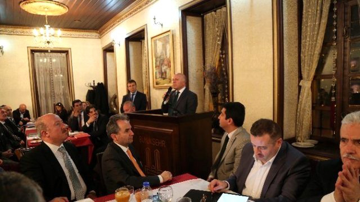Erzurum Büyükşehir Belediyesi, Bir Yıllık Değerlendirme Toplantısı Yaptı