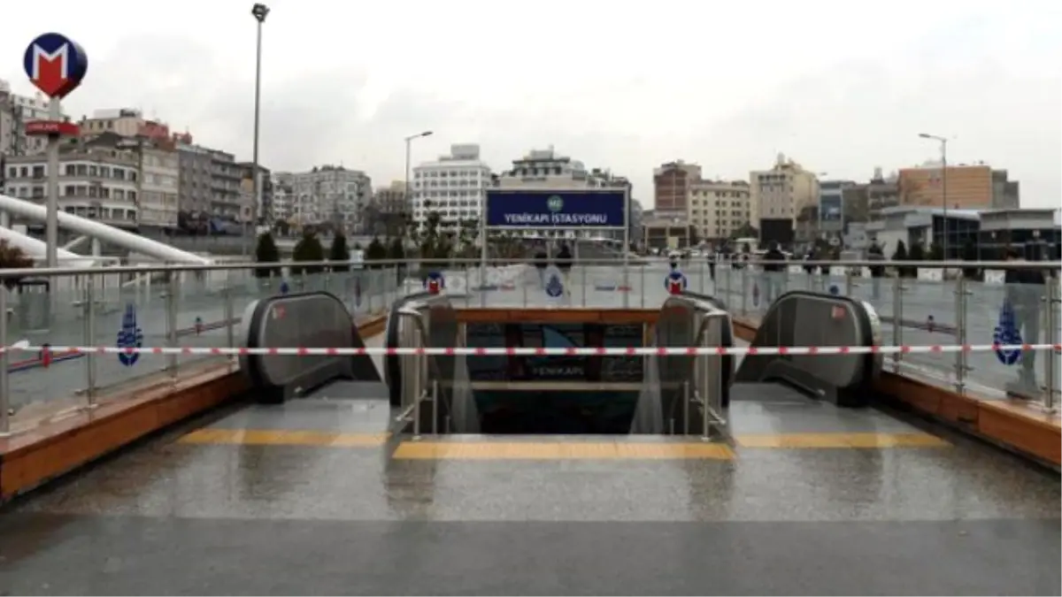 İstanbul\'da Elektrik Kesintisi İsyanı