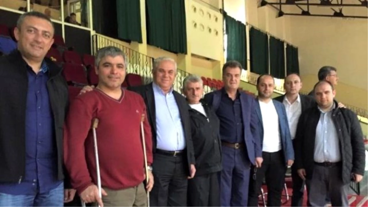 KKTC Başbakanı Özkan Yorgancıoğlu, Yalova Ortopedikler Spor Kulübü\'nü Tebrik Etti