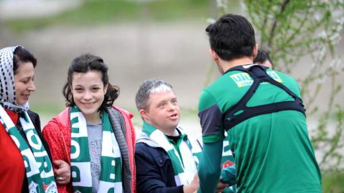 Otizmli Çocuklardan Bursaspor\'a Ziyaret