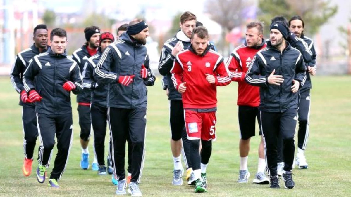 Sivasspor\'da Eskişehirspor Maçı Hazırlıkları