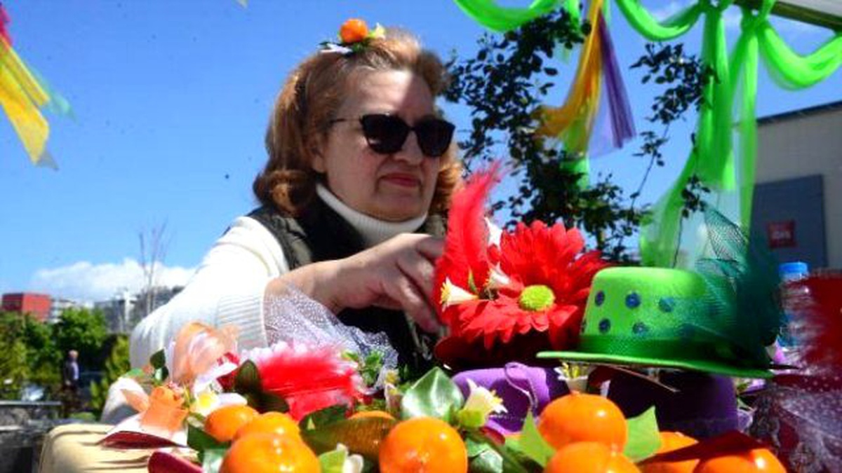 Adana\'da Portakal Çiçeği Karnavalı Coşkusu Başladı