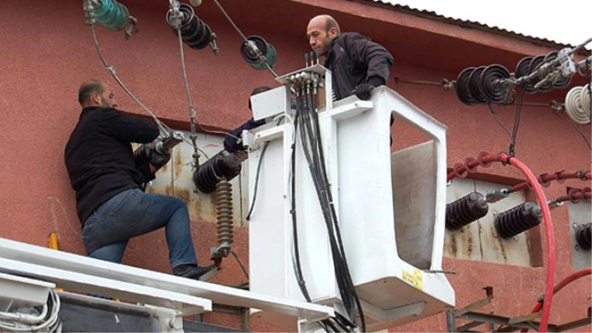 Elektrik Kesintisiyle Türkiye'de Büyük Kaos Yaşandı Fatura Ağır Oldu