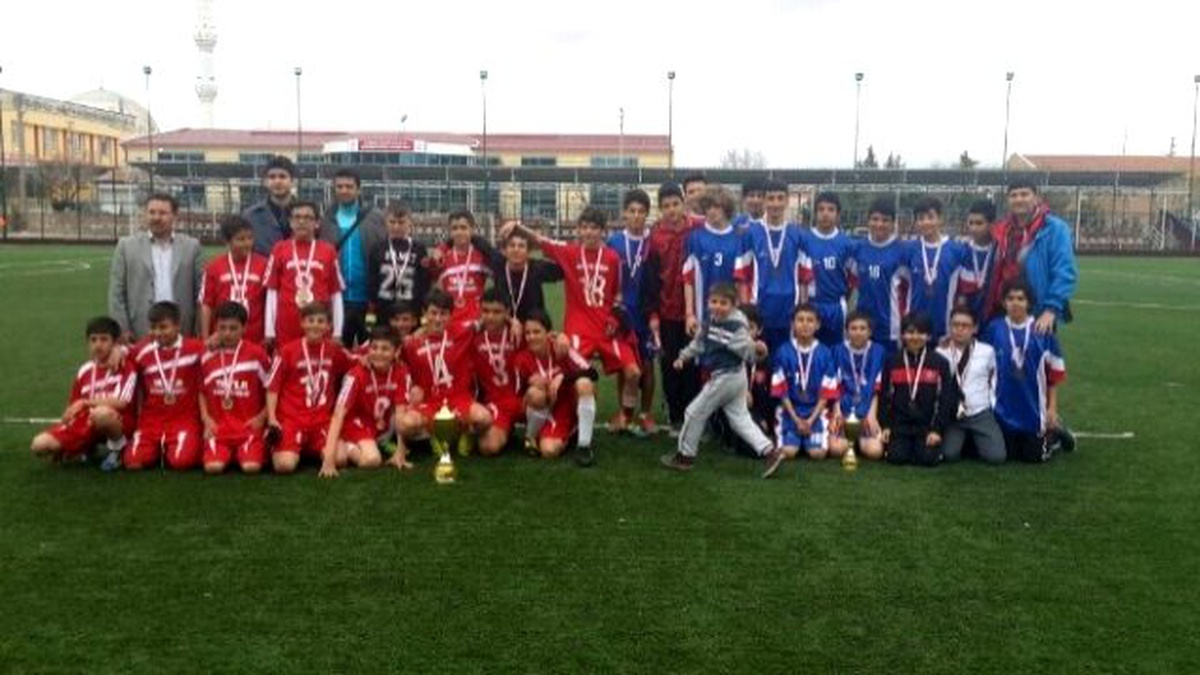Karaman\'da Futbol İl Birinciliği Müsabakaları
