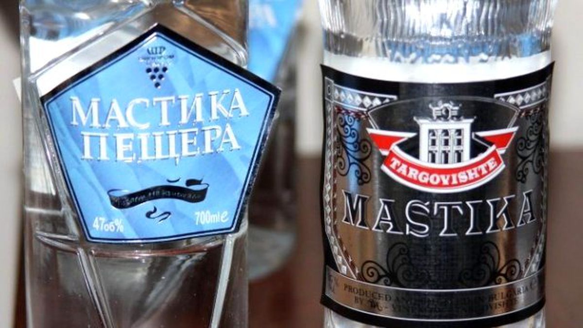 Manavda Kaçak İçki Ele Geçirildi