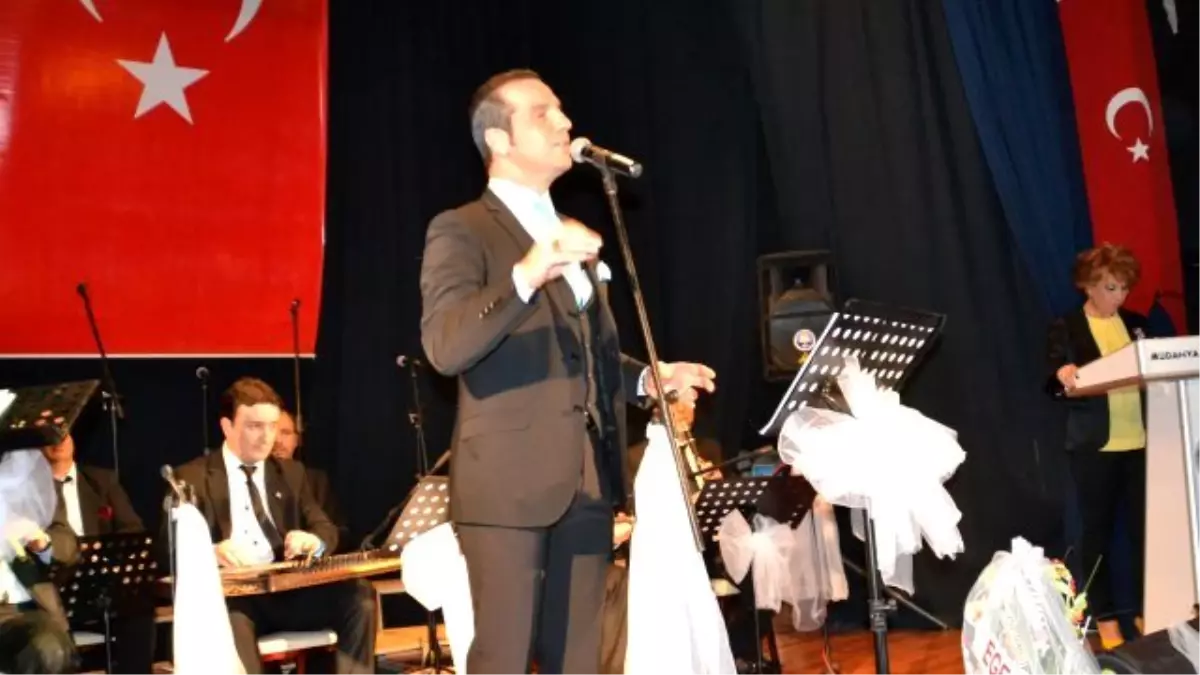 Mudanya\'da \'Evrensel\' Konser