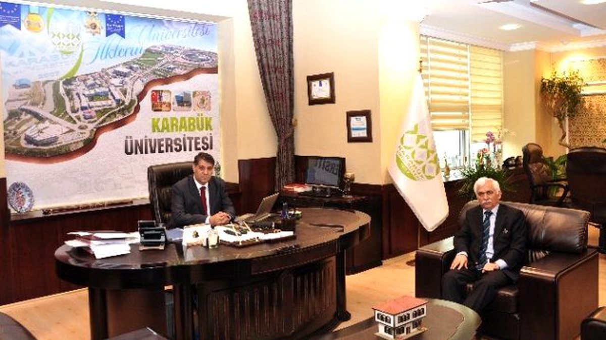 Vali Alimoğlu\'ndan Rektör Polat\'a Hayırlı Olsun Ziyareti