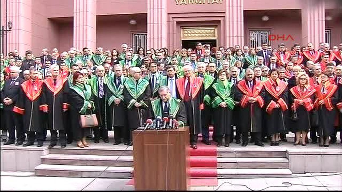 Yargıtay Başkanlığı Önünde Şehit Savcı İçin Anma Töreni Yapıldı
