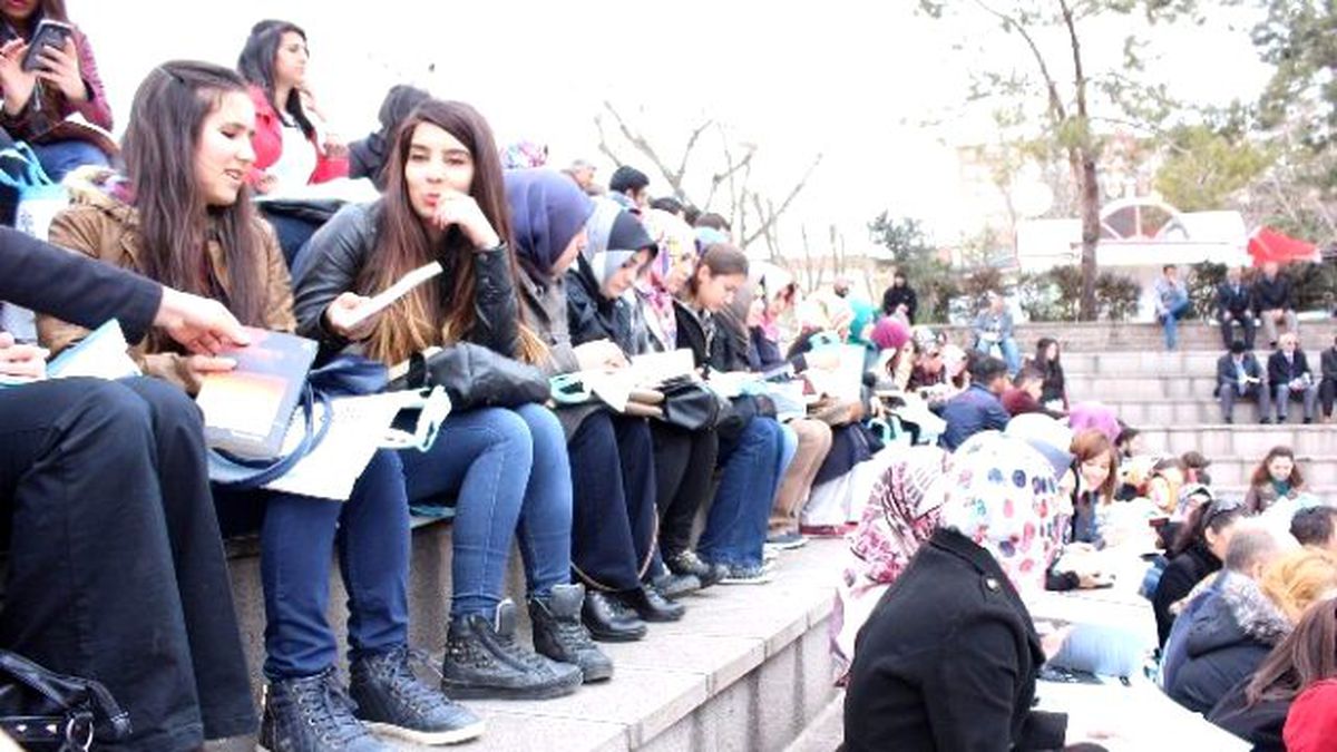 Yozgat\'ta Kitap Okuma Etkinliği