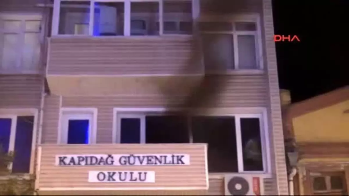 Bandırma\' da Sıkışan Gaz Bomba Gibi Patladı