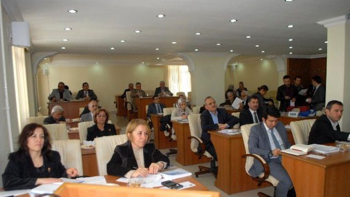 Burdur Belediyesi Sebze Meyve Hali Yıl Sonunda Kapanıyor